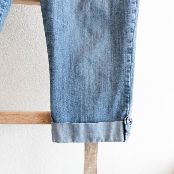 NYDJ Women’s Size 14 Crop Cuffed Jeans Light Wash Stretch Denim Made in USA - Picture 4 of 7